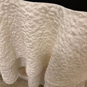 Elegant Textured White Skirt